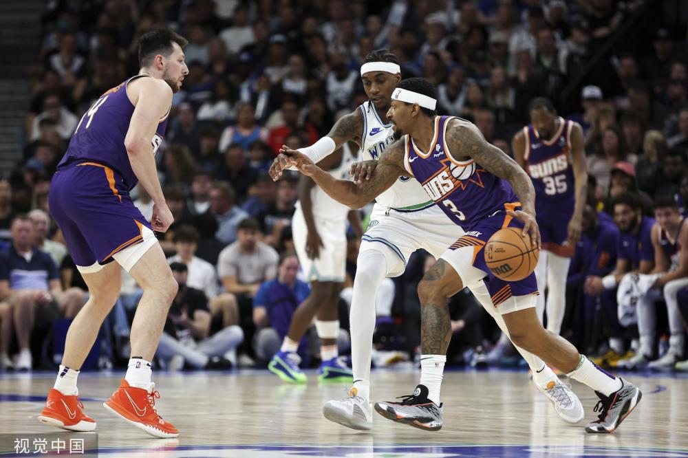 体育赛事中 体育赛事中