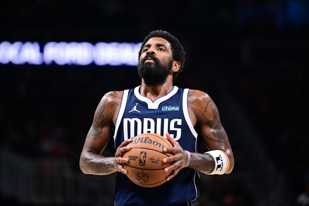 她成功地在 她成功地在